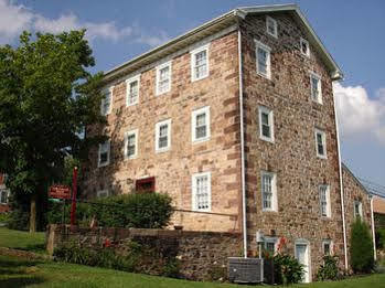 Historic Schoeneck Hotel Stevens